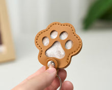 Load image into Gallery viewer, Pet Hair Keepsake Keychain
